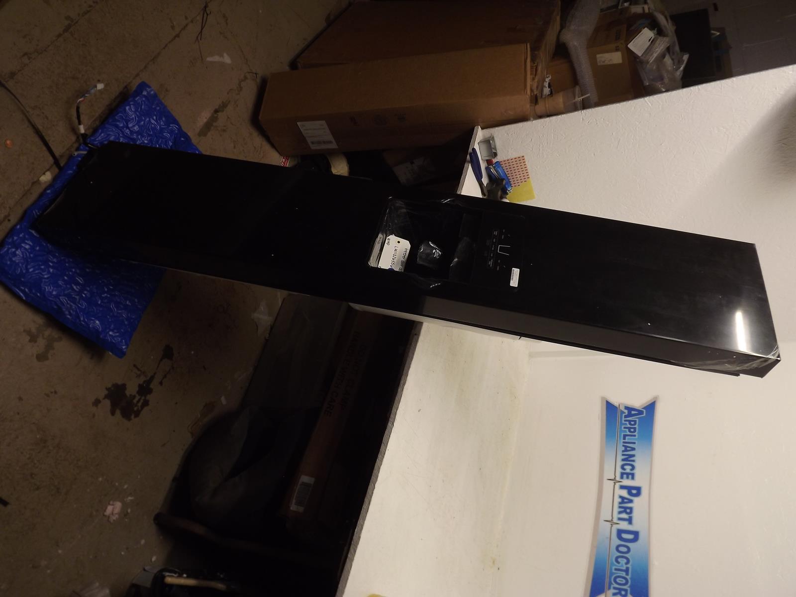 Whirlpool Refrigerator LW11026356 Freezer Door Assembly New *SEE NOTE* Whirlpool Refrigerator LW11026356 Freezer Door Assembly New *SEE NOTE*